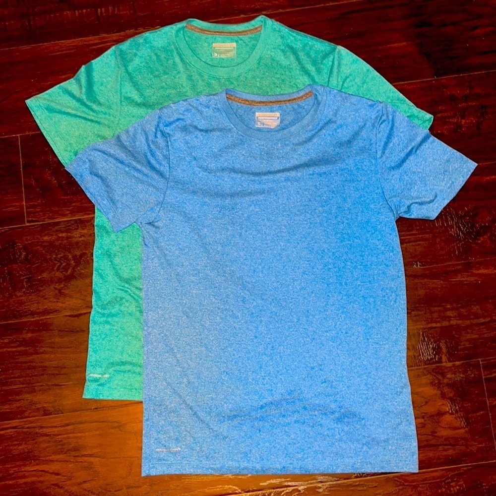 ✌🏼Layer 8 Bundle of 2 Qwik Dry Performance Tees
